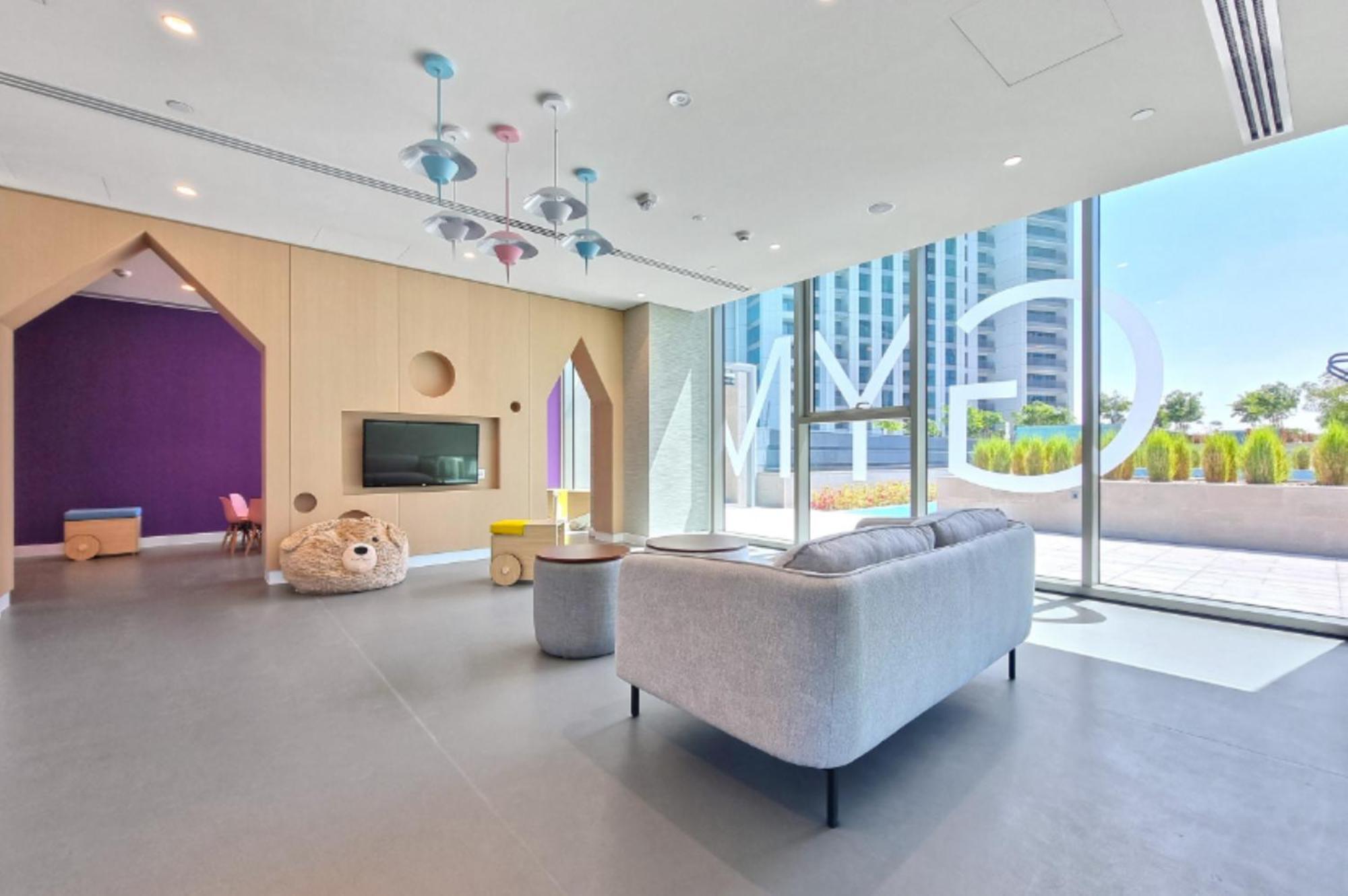 360 Vacation - Luxurious Downtown Views 1br Tower 3 * Dubai