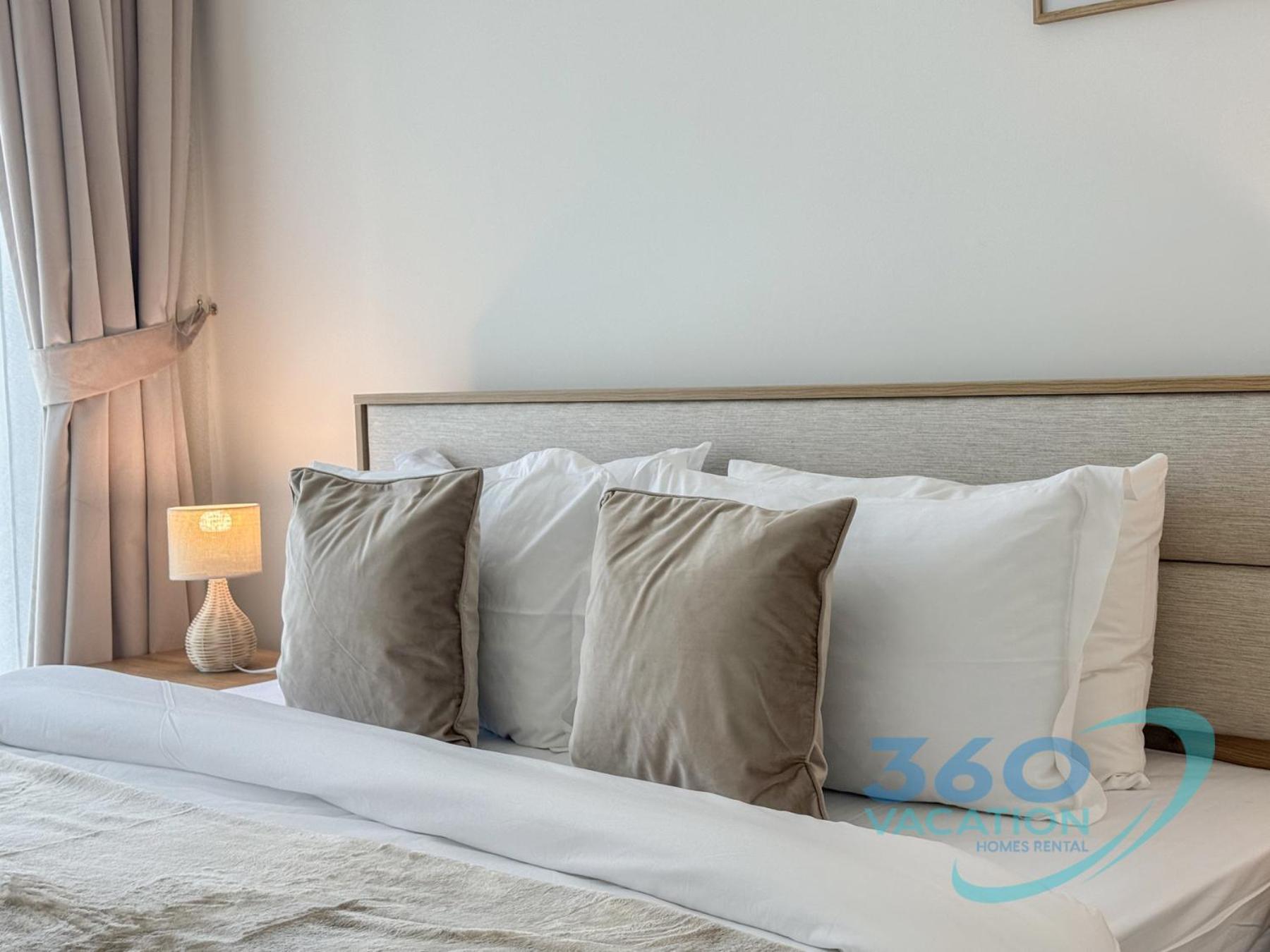 360 Vacation - Luxurious Downtown Views 1br Tower 3 Dubai
